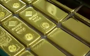 Read more about the article Harga Emas Batangan 24 Karat Hari Ini 11 Februari 2026: Antam, Pegadaian, dan Hartadinata